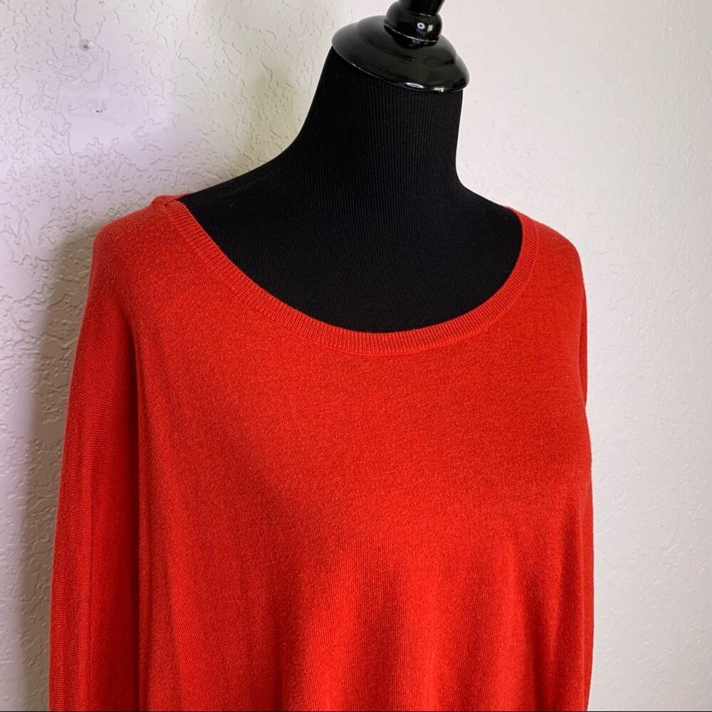 Cabi red scoop neck dolman sleeve sweater size Medium style #5279 - Picture 4 of 10